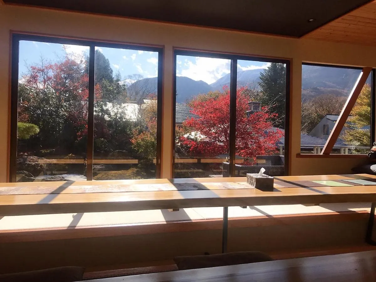 Onsen & Garden -Asante Inn- Hakone Pensión