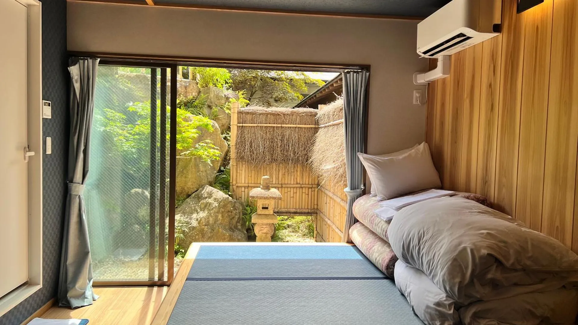 Onsen & Garden -Asante Inn- Hakone