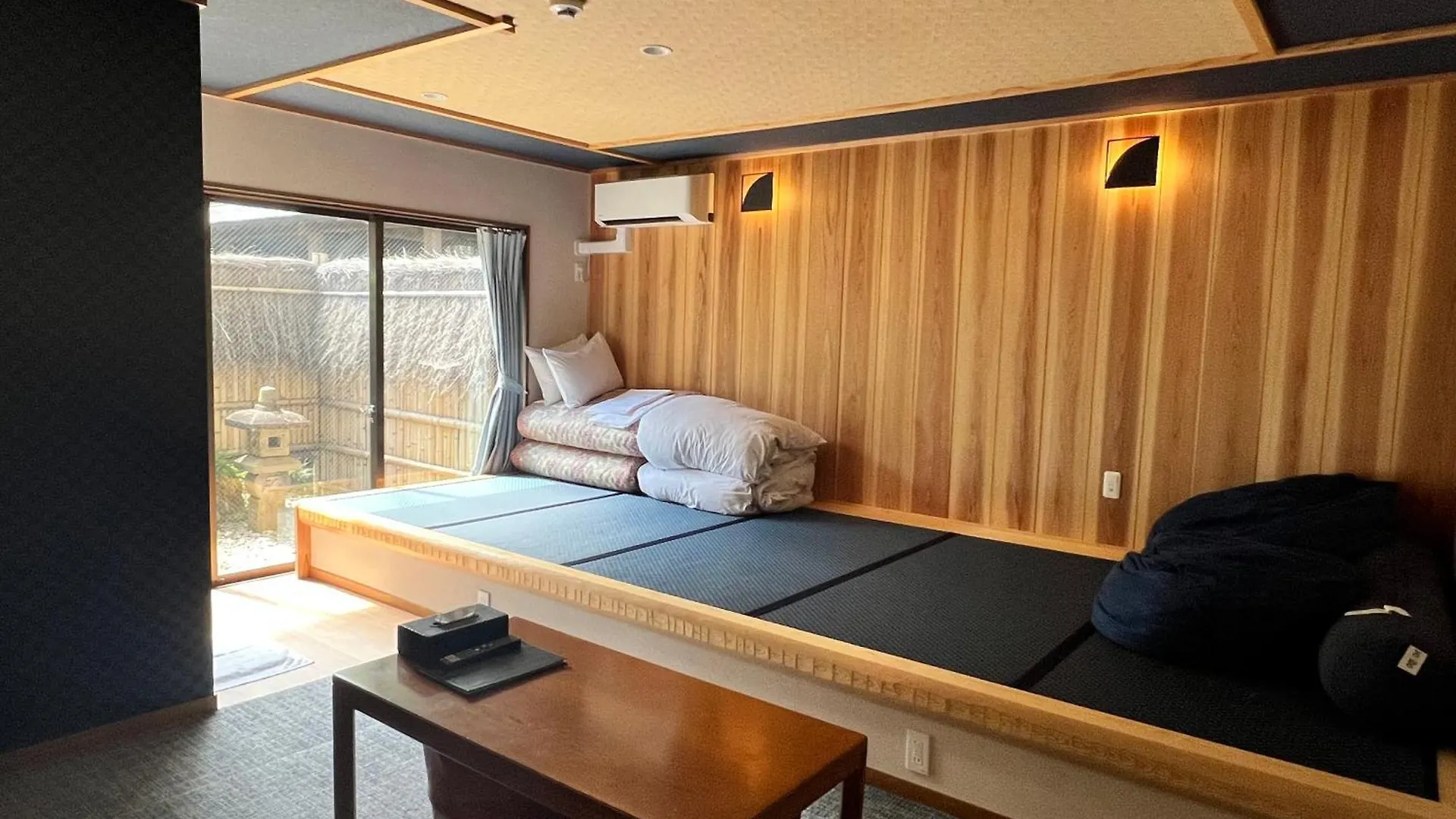 Pensión Onsen & Garden -Asante Inn- Hakone