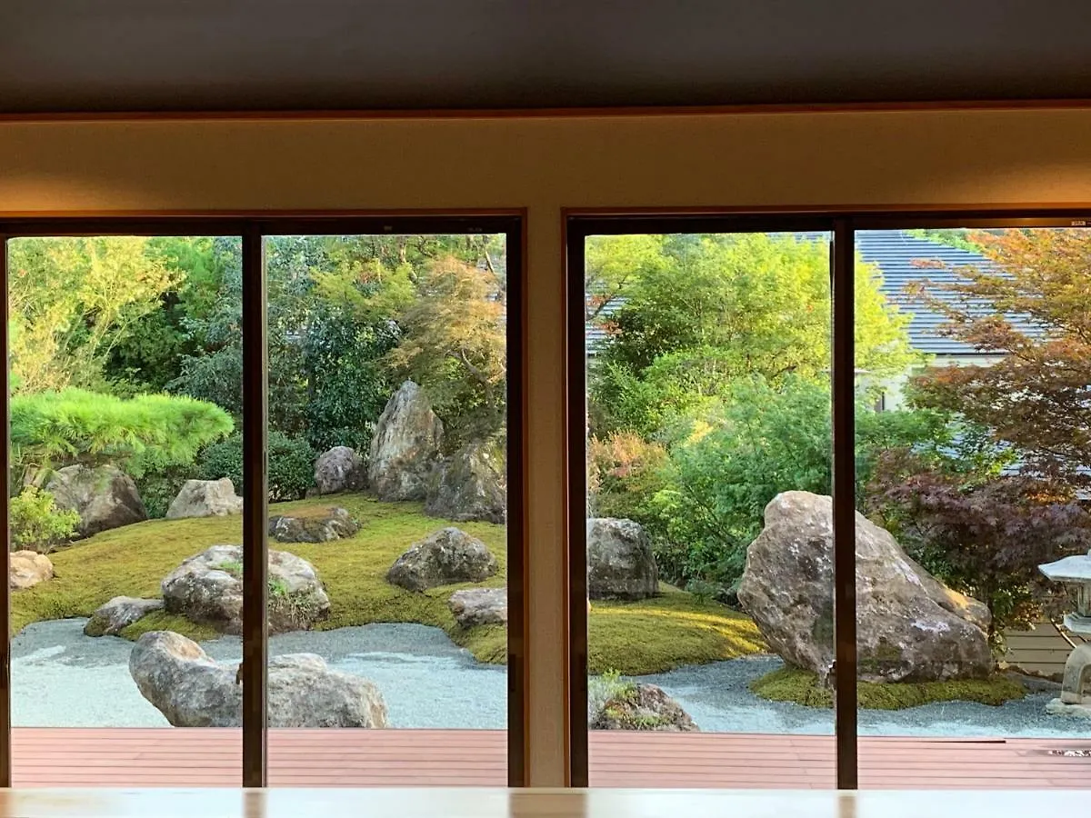 Onsen & Garden -Asante Inn- Hakone 0*,