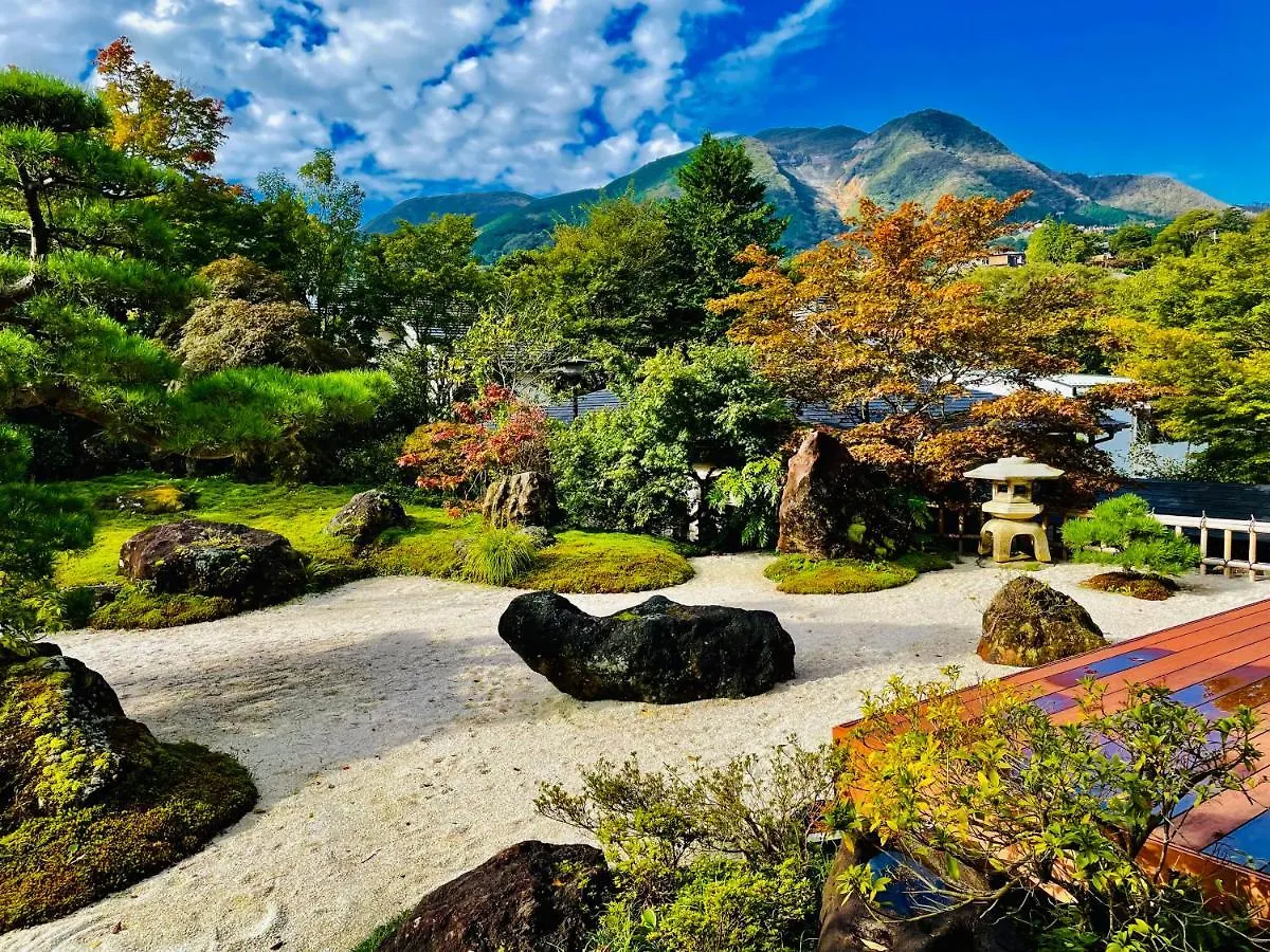Gasthuis Onsen & Garden -Asante Inn- Hakone