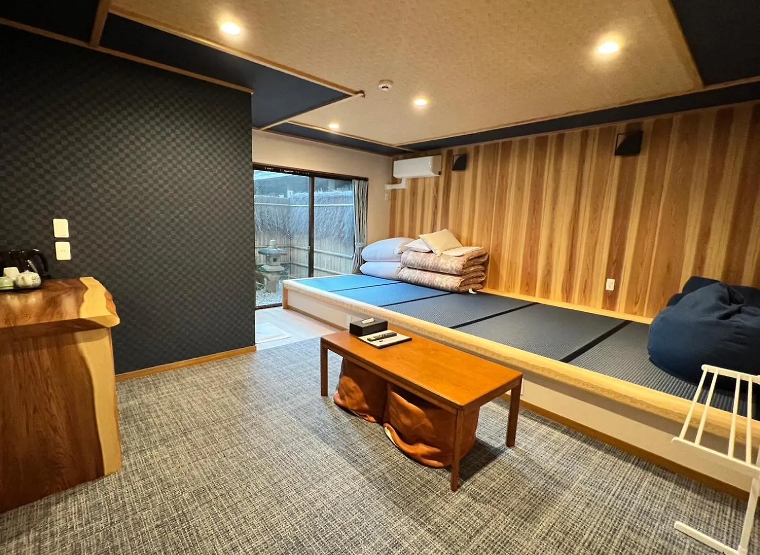 Onsen & Garden -Asante Inn- Hakone 0*,  Japan
