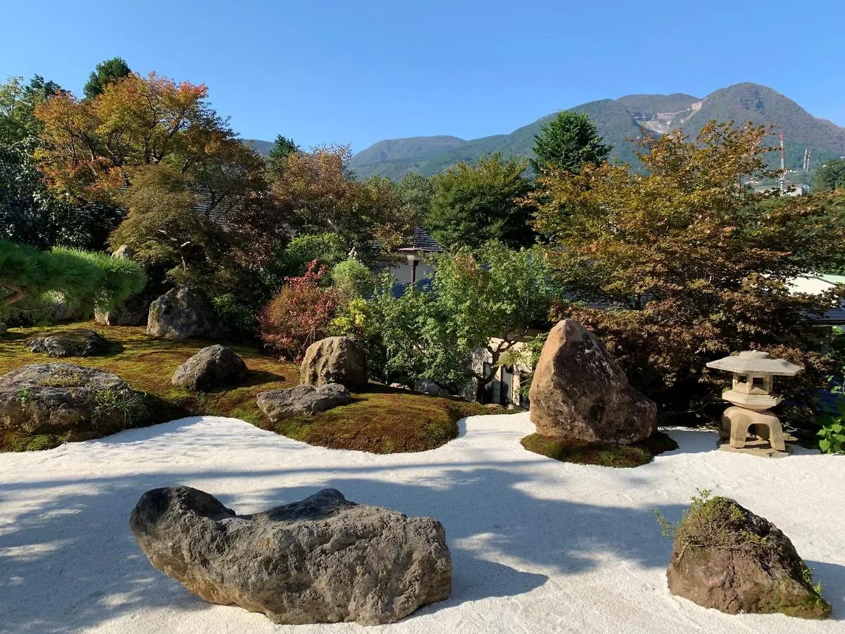 Onsen & Garden -Asante Inn- Hakone Gasthuis